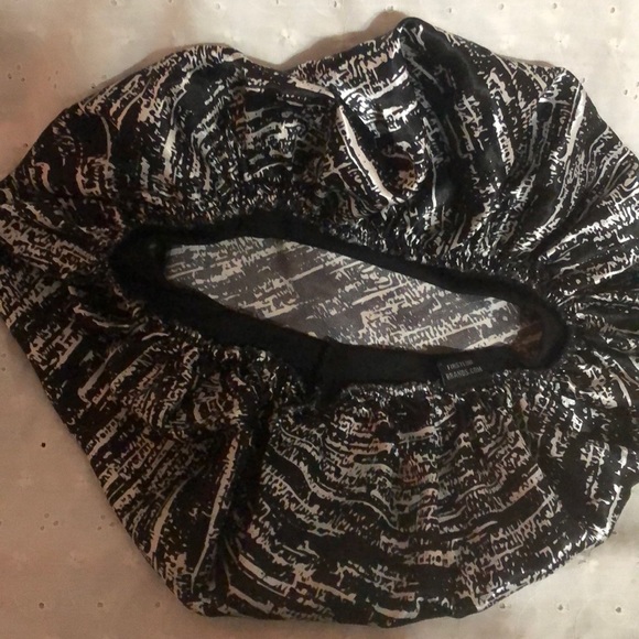 Women’s hair cap. - Picture 2 of 4